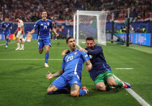 博鱼官网首页-【人物】扎卡尼的救赎：从黑名单到国家英雄