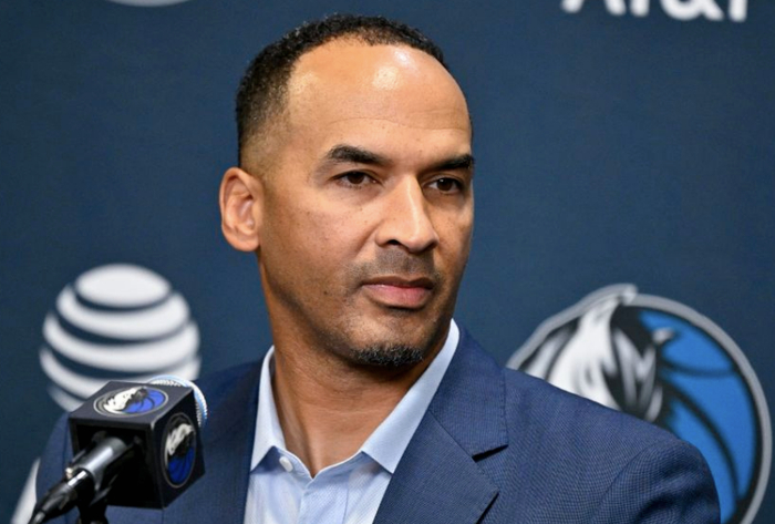 博鱼体育平台-A史密斯：哈里森交易东契奇是极恶劣操作，他在NBA再也找不到工作了|尼科·哈里森|卢卡·东契奇|德雷蒙德·格林|安东尼·戴维斯|约什-格林_新浪体育_新浪新闻